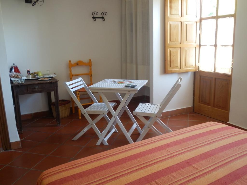 Il Girasole Bed and Breakfast Fosdinovo Rum bild
